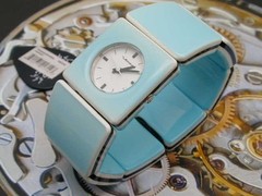 VESTAL ROSEWOOD WRIST WATCH IN FANTASTIC CONDITION AS PICTURED