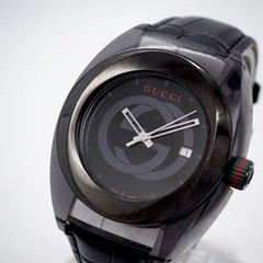 Gucci Men’s Sync 137.1 Black Watch with Buckle From Japan