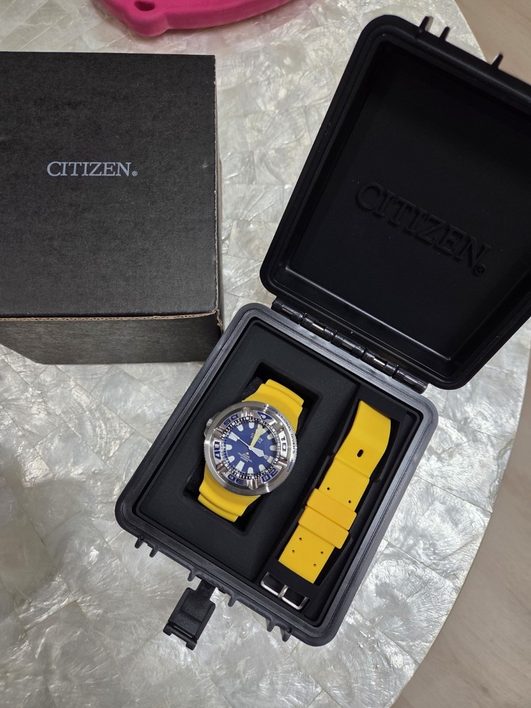 Citizen Eco-Drive Mens Silver Case Blue Dial 3 Hand Round Wristwatch BJ8058-06L