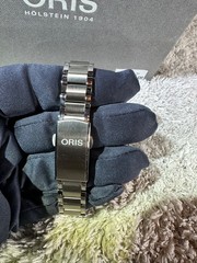 Oris Aquis Date Multi color Upcycle 36.5mm Watch 01 733 7770 4150