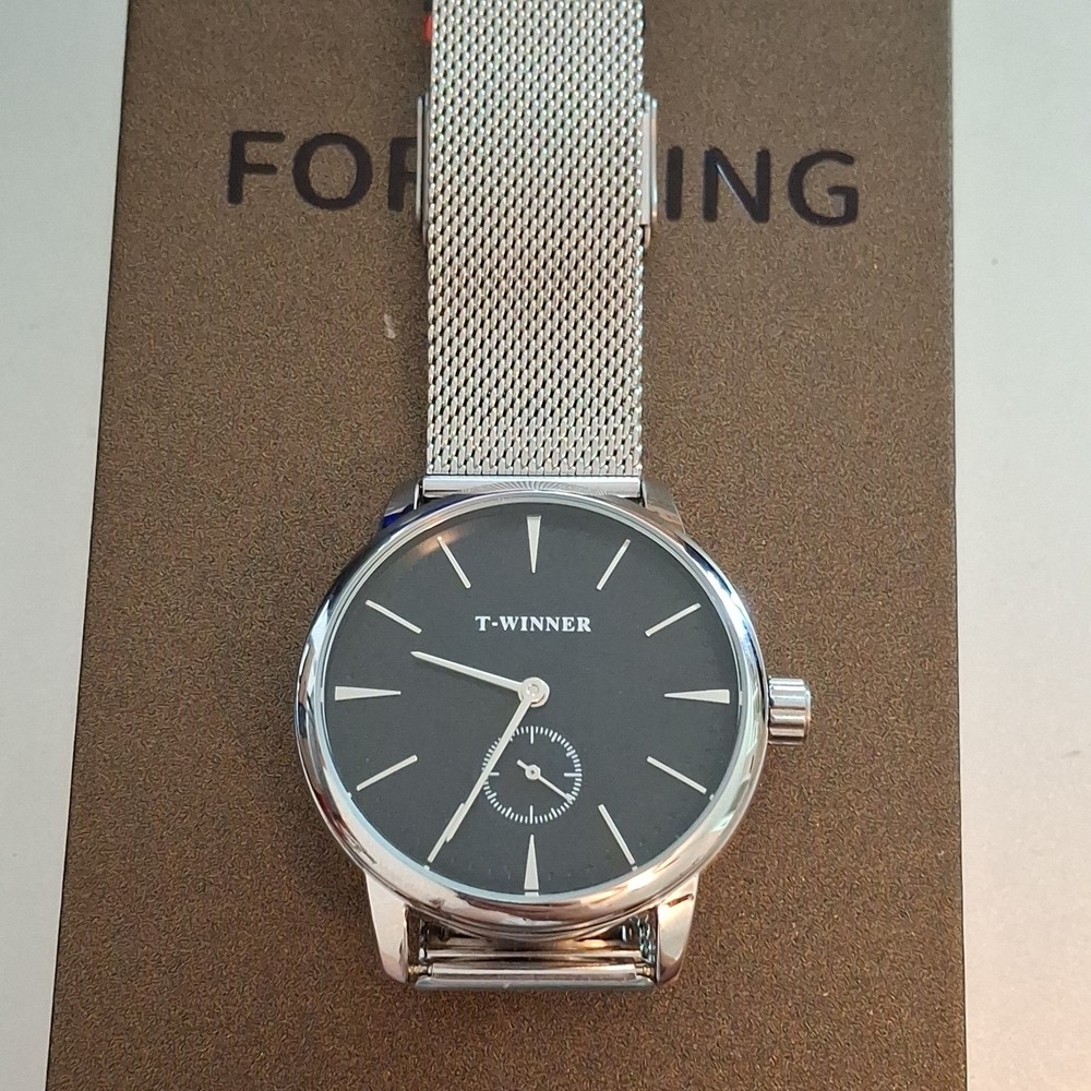 NIB Forsining T-Winner Silvertone Mens Watch.Hand Wind Mechanical ,Mesh Band.