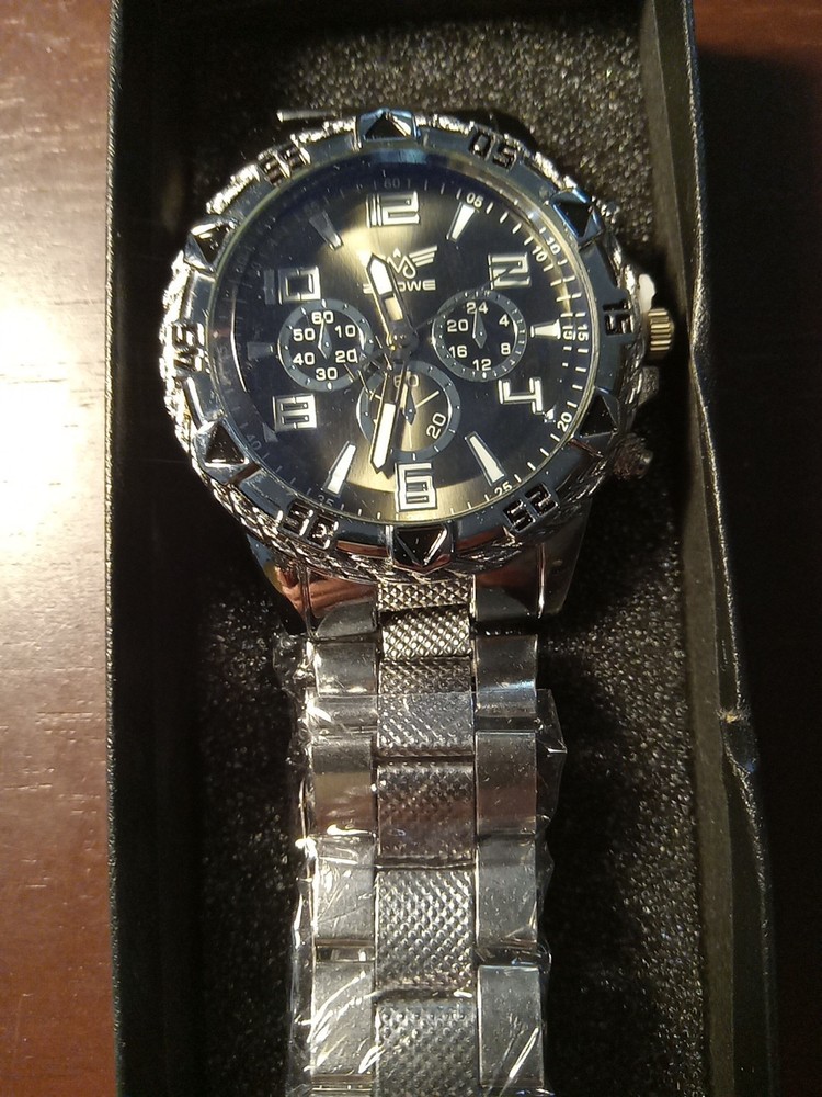 Zhowe Wristwatch Silver Tone with A Black Face. New In Box. Never Worn