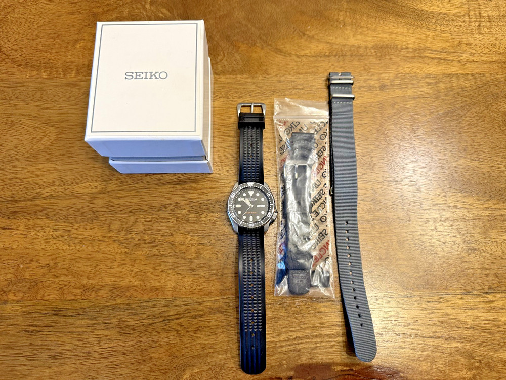 Seiko SKX007 K Automatic Diver 200m 7S26-0020 Unmodified + 3 Straps Uncle Seiko