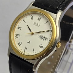 Seiko SQ 5Y23-7080 Day/Date Roman Dial Quartz Vintage Men’s Watch