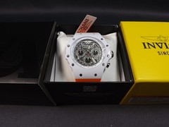 New Invicta Men’s Vaulthan Racing Watch 43.5mm Quartz White Orange Model 69672