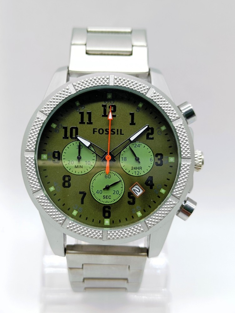 Amazing Fossil Chronograph Date Indicator Quartz Analog Men’s Wrist Watch
