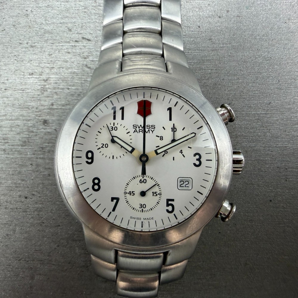 Victorinox Swiss Army Maverick chronograph Watch Men 42mm White Dial Steel READ