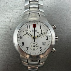 Victorinox Swiss Army Maverick chronograph Watch Men 42mm White Dial Steel READ