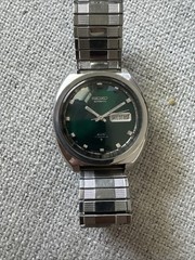 Rare Vintage Seiko DX 6106-8207 Automatic 17 Jewels Green Sunburst Day Date
