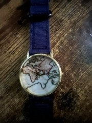 World Map Brown & Gold Toned Wristwatch w/ Nylon Fabric Dark Blue Strap Works