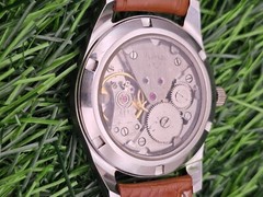 Beautiful Mens HMT Pilot Parashock Mechanical Wind 17J Watch Green Dial