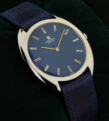 Vintage Universal Genève Men Watch Ref. 842111 Cal.42 Repainted Blue Dial