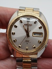 Vintage Watch mens Seiko DX automatic 17 jewels day-date Japan 6106-7047 working