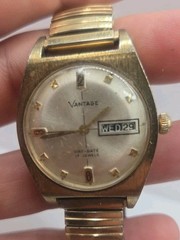 Vintage Vantage Day Date Mens Watch Gold Tone Running