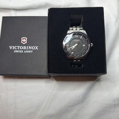 Victorinox Swiss Army Men’s Watch 40mm Silver Tone SS Bracelet Quartz 241801