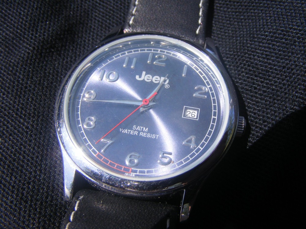 Jeep Watch New Never Worn Black and White Leather Strap New Battery 5 ATM Proof