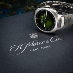 H. Moser & Cie Streamliner 6200-1200 40mm Steel Matrix Green Fumé Dial Auto Box
