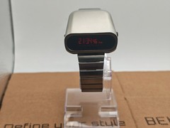 BenlyDesign “Stargazer” S1000SR – Retro-Futuristic OLED Digital Watch