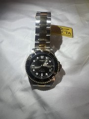Invicta Pro Diver 30023 Men’s Watch Two-Tone Gold/Silver Black Dial 100M – New