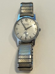 Vintage BULOVA M5 men’s manual wind watch Gold