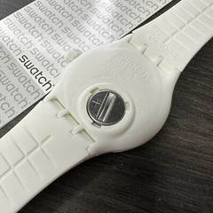NEW✅SKELETON✅ SWATCH FEEL THE WAVE WHITE PINK SILICONE WATCH SUUW101