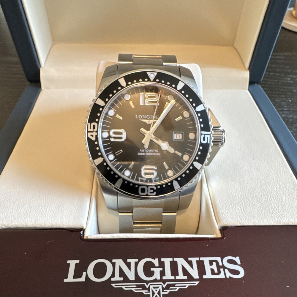 Longines HydroConquest Automatic Black Dial 300m Diver 41mm SS Bracelet Box
