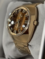 Q Timex 1972 Time Machine Reissue | 39mm Men’s Watch