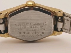 Vintage Citizen Gold Tone Black Dial Thin Dainty Analog Watch FREE SHIPPING