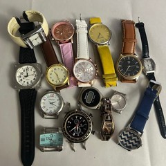 Assorted Watches Used Not Working For Parts Or Pieces lot 12
