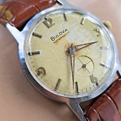 Vintage BULOVA Surf King men’s manual wind watch 11AL 17Jewels Linen dial 1965