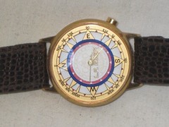 rare vintage L.A. GEAR Los Angeles wristwatch watch compass detail