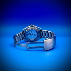 2025 OMEGA Seamaster Planet Ocean 600M “Oreo” Reference 215.30.44.22.01.001
