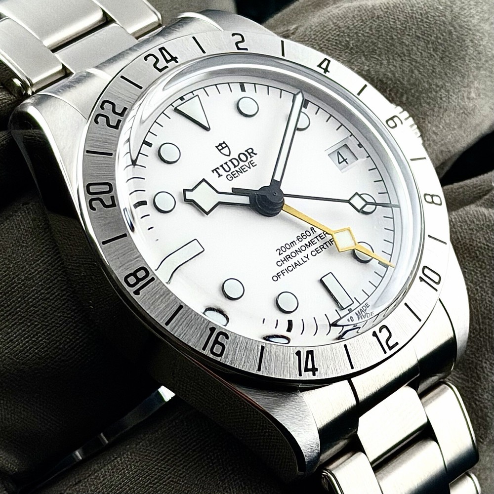 2026 Tudor Black Bay Pro Steel GMT White Opaline Dial 39mm M79470-0004 Complete