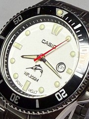 Watch Casio Duro MDV-106- White Dial C3 Luminous Green ELITE 200 Meter WR Date