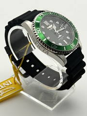 Invicta Pro Diver Shark 47166 43mm Green Bezel Black Dial Silicone Strap New