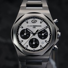 Girard-Perregaux Laureato Panda Chronograph 42mm – 81020-11-131-11A – Full Set