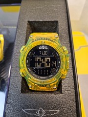 Invicta Special Edition Replica Racing Car w/ Invicta Burnout Watch (49044) New!