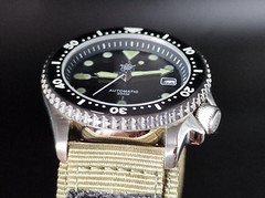 Seiko NH35A Automatic Mechanical 41mm Military Dive Watch by Steeldive