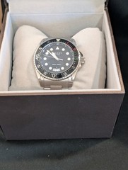 Gucci Dive Black Men’s Watch – YA136206