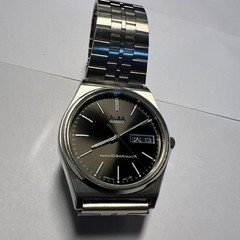SEIKO ALBA QUARTZ Men’s wristwatch 10BAR Day Date Silver dial