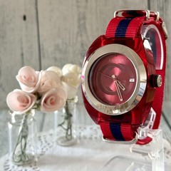 GUCCI Watch 137.1 SYNC Red Silver Quartz Working Condition Rare Authentic No Box