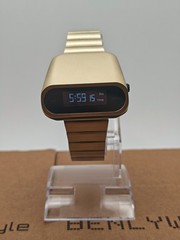 BenlyDesign “Stargazer” S1000GW – Retro-Futuristic OLED Digital Watch