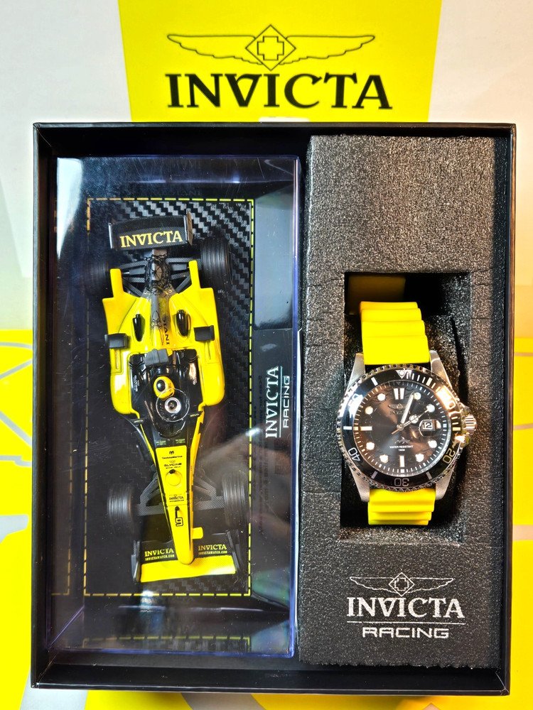 Invicta Special Edition Replica Racing Car w/ Invicta 43mm (50259) Watch Bundle