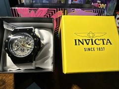 Invicta Racing Vaulthan Men’s Watch 44mm White/Black (69653) – Brand New