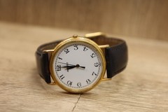 Movado Watch Men 33mm White Dial Gold Tone Round 87-A4-885K New Battery