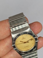 Omega Constellation Manhattan Quartz Champagne Dial Date Original