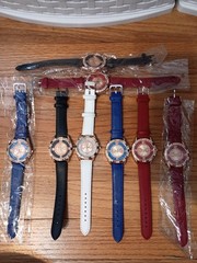 Women Leather Watch Red Blue White Black Watch Christmas Gift Valentine