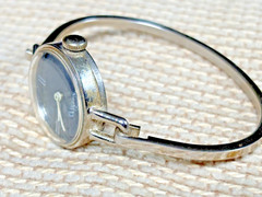 Womens Clinton 17 Silvertone Bangle Bracelet Watch Art Deco Clasp Blue Face
