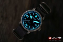 Lum-Tec Combat B67 Day/Date watch, 2-yrwarranty, USA Made, 2 straps, 43mm, NIB