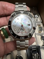 PRO DIVER 200🔥WHITE MOTHER OF PEARL DIAL 42.5MM AUTOMATIC-DIVE 💰WATCH